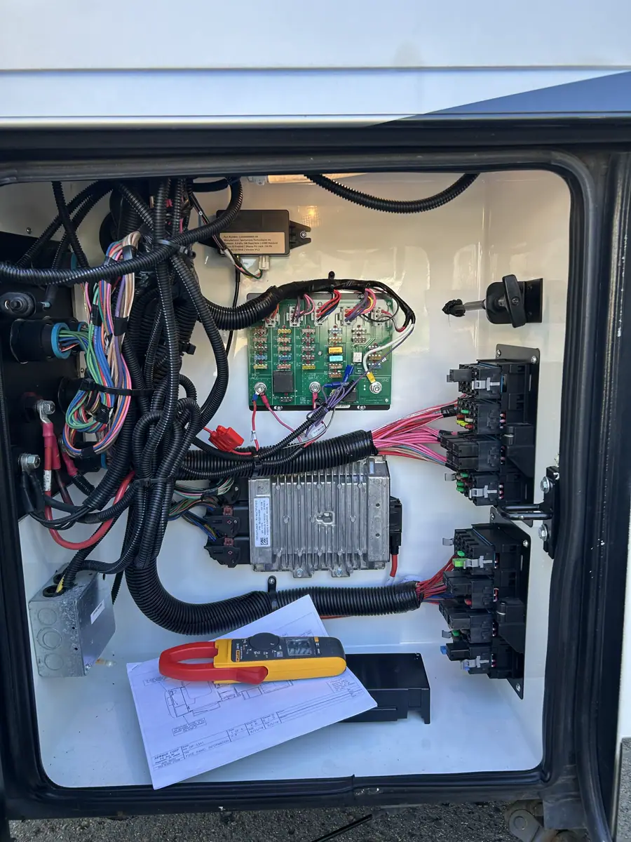 Fluke diagnostics in open RV electrical bay